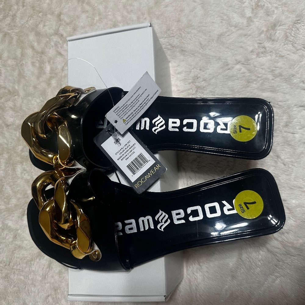 Rocawear Women's  Flat Chain Sandals Black PVC Gold Chain Size 7.